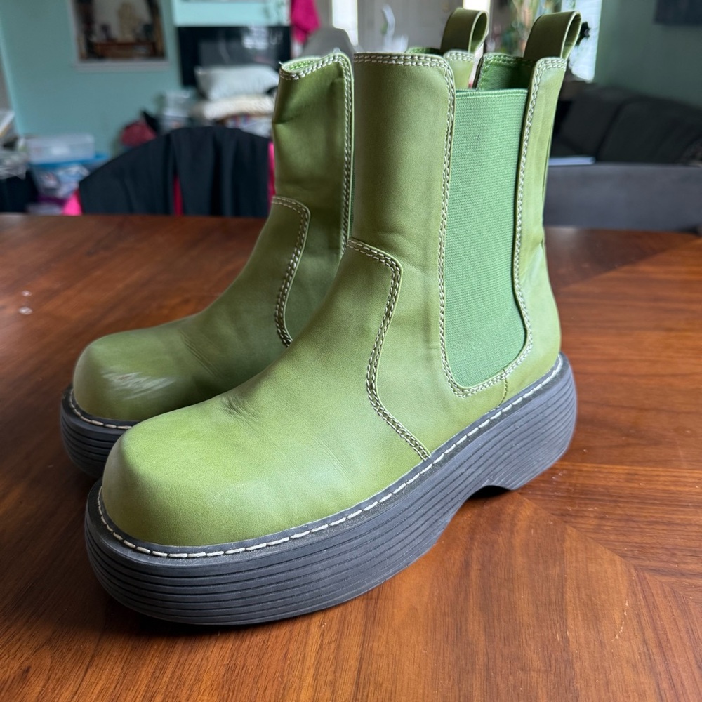 Green Platform Chelsea Boots